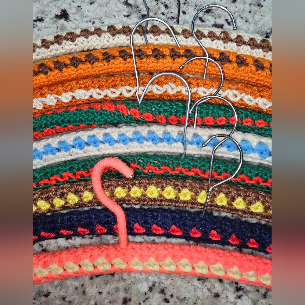 Handmade Crochet-Covered Coat Hangers Lot Of 9 - Picture 6 of 6